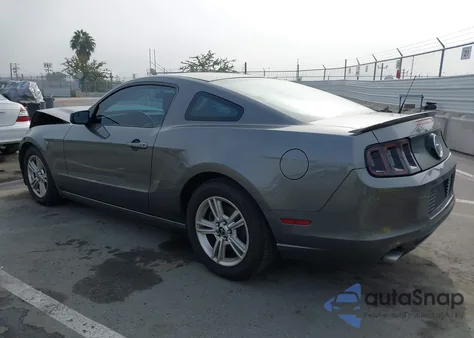 2013 Ford Mustang V6 из США, поврежденный, VIN 1ZVBP8AM3D5275422